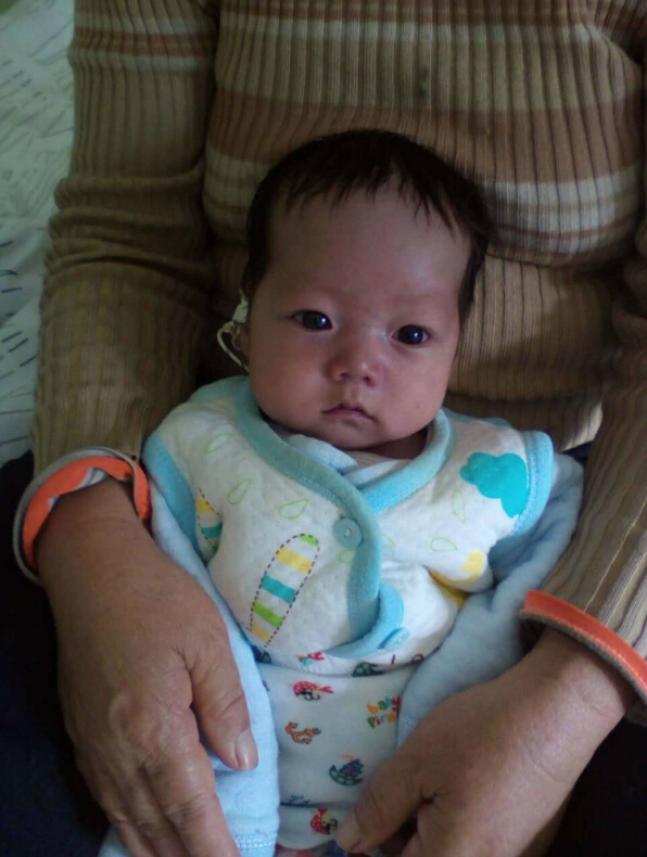 С־�ռҾ�ƶ�����ߴ�ʮ�������������Ԭ��������������Ŀǰ��һ�ε������Ѱ���Ԫ�������簮����ʿ�ľ������ѳ��롣����ؽ�������簮����ʿΪ�ոճ���ڶ��ε������ѡ������Ҹ�С־������ϣ����