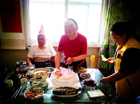 2��־Ը��Ϊ��ս�ϱ���������ף���ա�