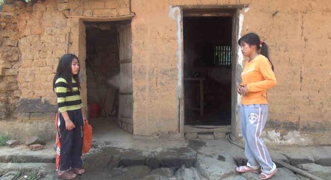 ����ĿԤ�㡿һ����Ƭ���µ��з����Լ���������5000Ԫ����ʮ����Ƭ������5��Ԫ��Ŀǰ��������Ķ����������������С�࣬�����������һ�꣬С��ĸտ�ʼ���㡣