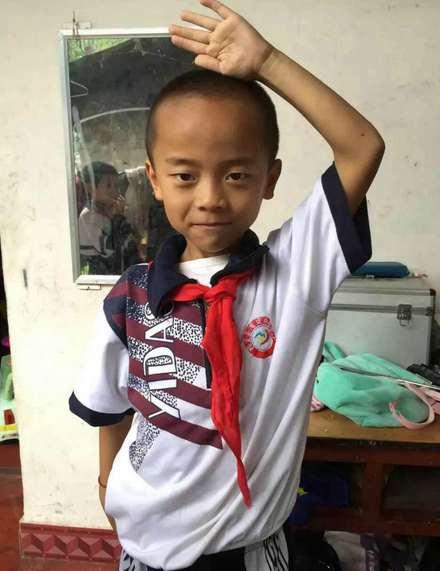 ����ǰ���Ҹ꿪�ʻ��á��������ɡ�ϲ��ѧϰ���ܸ����裬��ѧУ���ǰ�ɲ���Ҳ��ѧУ�赸����Ψһ���к���������ʦͬѧ��ӭ��ǰ���ã��Ҹ껹�μ���&ldquo;�й���ҵ����&rdquo;�Ŀ��ԣ����õ��˲����ĳɼ�������ͻ��������Σ�ؼ�������ҩʱ���ĵ���ʹ���Դ�3���µĿ����������Ҹ��ò���˵��������Ц��