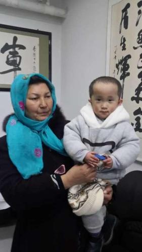 ��������������Ӥ�Ĺ����ѳ�Ϊ���˽ֵ������Ž�䷶����Ϊ���������������Ž�&ldquo;��������&rdquo;�����в�����ƣ��¶���•Ī��������������ϸ���չ���&ldquo;�Ҹ�&rdquo;�������ڼ亢�Ӿ��������� 2015��9�·򸾴�����ȥҽԺ��飬��֪&ldquo;�Ҹ�&rdquo;�����Ի�ˮ��ҽ��֪ͨ����˵����Ҫ�����������������Ҫ10���Ԫ