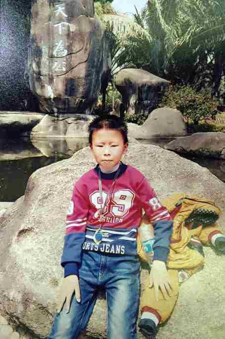 ־�»ص��Һ����ҩ�������û�к�ת�����Ҹ��ղ���û�˻��յ�����ʮ���ȡ��ڶ��죬�����ּ�æ�������͵���ҽԺ����һ������ȫ���飬���ɺ������������ˣ�������תԺ��һ����顣�������ǸϽ���תԺ�����Ŵ�ѧ������һҽԺ��������Ѫ���飬���ռ���������ˣ���˥����ĩ�ڡ�