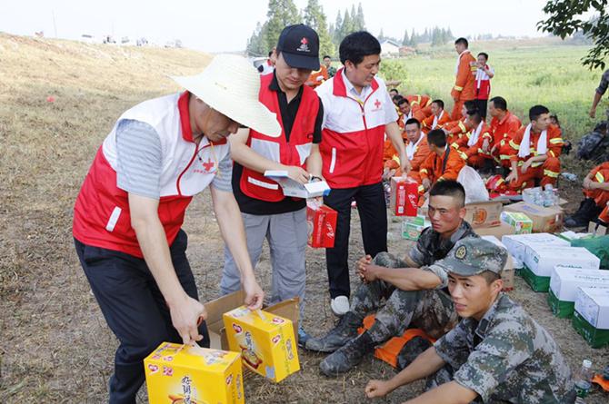 ��������ԭ�ƻ���֯1000ֻ��ͥ�����������������š���������ͻ�����̣���������400ֻ���������������������ڵĽ�����Ԯ��