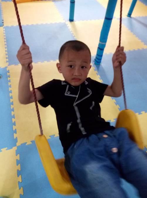 ��ͯҽԺ��֢�໤�ҵĴ��Ÿ����˸�ĸ���ز����Ӽ���Ļ��ᣬȴ�����ϸ�ĸ����ӵ�����֮����ֽ��ͨ����ʿ�ͽ�ȥ�����µ�8����Ӱ�˼���οҲд��ֽ���ϣ�ͨ����ʿ�ͳ������ܹ���ż��������������������������룬&ldquo;����ö��ӿ�������ѽ��&rdquo;