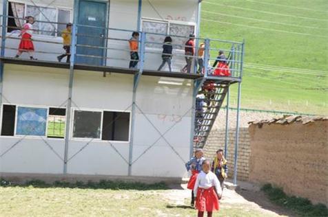 ���϶��������ʱ���Ẻ�����ʦ��������ҪС�ģ�������ϡ��������ӵ�ʱ���������ľ��ò�������Ϊ���ӻζ����������ϵ����㣬��·�������߿졣���ź������������ߣ������˾��ġ�