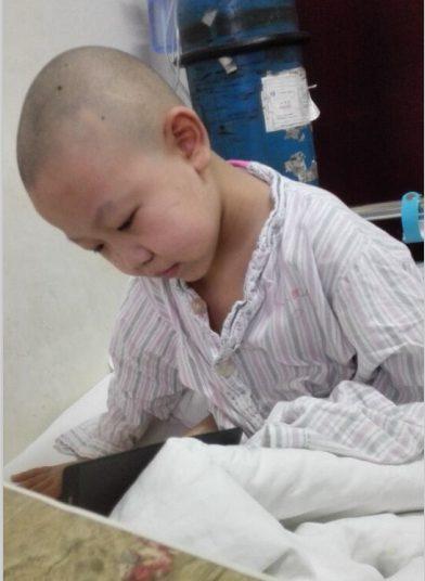 һ��δƽһ����������ξ�����3�λ��ƺ������ָ����ǿ��˸���Ц����ε������ָ����ˣ�����������ֻ�������һ�εĹؽ��û���������һ���ֻص���ԭ�㡣�������ʹ������޷����ܣ�ҽ��Ҳ����Ϊ��ֻ�ܿ���СС������ڲ������۵ô�ޣ����ﻹ��ͣ�ؿ޺��ţ�&ldquo;Ϊʲô���ң�Ϊʲô������&rdquo;��