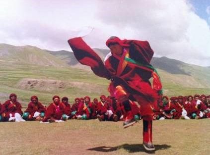 ����6���ѧϰ����������û����ʦ�����������ܶ�������8���赸��������ʦ�����ض��ຣ�ձ��ļ���˵��&rdquo;�ҵľ����������ѧУ�ˣ������˼�ʮ��СС�̳��ˡ�&rdquo;