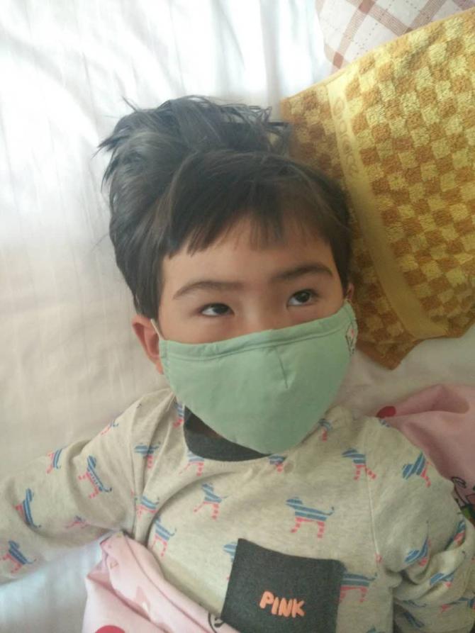 ���������������Ʒ����Ѵ�140����Ԫ������������ѣ��������У����Ϲ�һֱ�ڼҳ�Ǯ����һֱ���Ϻ���������ҽԺ�չ˺��ӣ���ͥ�����꼸��ûʲô���롣