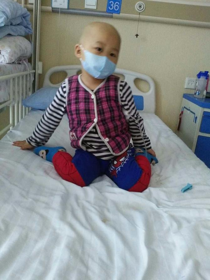 ҽ����ȷ�������Ǳ���ͨ�����ƻ���֮���ٽ��й�����ֲ����������ϣ�����������Ѿ�3�����¹�ȥ�ˣ����ں������ʽ�������Ⱦ�˺ü��Σ�������4�Σ�ÿ�ζ����쳣ʹ�࣬���������ı��ܣ����ܹԣ���ʹ��ʹ�࣬������ǿ����������ƣ��ڴ�������κò������ؼң��ص��׶�԰��