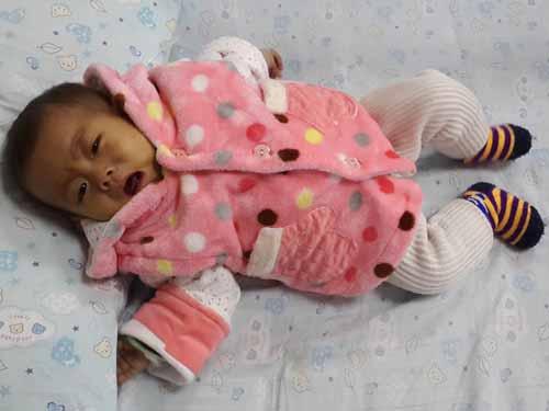 ������׼��������ֲ��ҽԺ��ҽ��Ϊ������ȫ���飬ͬ��ҲΪ׼����εĸ�ĸ�������ͼ�飬�������������������ͳɹ����������������ֲ��������İְ����迴�����ͳɹ��Ľ����������������ϲ�ǲΰ�����ᣬϲ����Ů���о��ˣ�����������ϣ�����ǵ��ǣ���һ��ʱ�������Ŀ�����ҽ�����������Ǹ�ծ���ۡ�