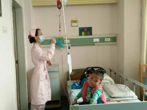 �����ȥ�ˣ����ǵĽŲ��鲼��������������ڶ�ҽԺ������������������ҽ�ƴ�ҽԺ����ž���0��ҽԺ��ƽ������ҽԺ�����ݺ�ʮ��ҽԺ����ɽ�ִ�ҽԺ�����ݸ�Ů��ͯҽԺ�������ɼ���ҽԺ�ȡ�8������С�������������ŵĶ��ǰ�����ʿ���ϵ�Ѫ��