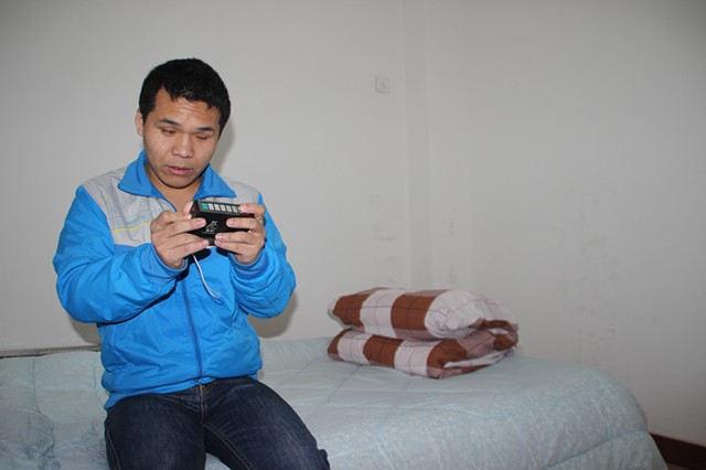 �߽���������С���ļ��У���ᾪ�������ļ�ͥ����������࣬��ᾪ̾���������ڼ�����ȥ���磬�˲赹ˮ��ϴ����������ѷɫ���κ�һ��������!���ֻ��̾������ʹ���ڼ�����Ϥ�����ܸɣ�ÿ�������ȦҲֻ����ôС�����е������޷�Ҳֻ�������㲥��