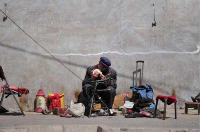 ҽ�Ʊ���������ϲ��㣬��ͥì�ܣ�����¶�, ���ߵ��鷢�֣������У�����������ȷ��̬��Ը��ѡ����ɱ�����Լ���һ������ɱ�ߵļ�ͥ�˾������ձ�ƫ�ͣ�ƶ���ǵ���������ɱ����Ҫԭ��֮һ��������¶������˹ذ���Ҳ������������ɱ��ԭ��