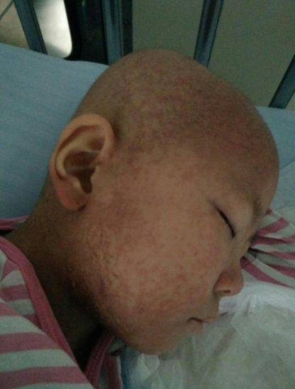 ��������ݳ��������ص����죬Ƥ����ͳ�����ÿ����ĥ�����ݣ���ͣ��Ż�£��Բ��·���������ˮ����ȫ���³�������������ҲԽ��Խ�����ˣ���ϸ����ֲǰ���Ѿ���ȥ��70����Ԫ����Ƿծ40����Ԫ������������컨���ֽ��Ǳʲ�С����Ŀ��