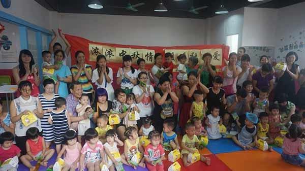 ��������ۼƳ���100Ԫ�İ������ѿ��Կ��߾����վݣ��뷢�;�����ͼ������������Ŀ���ơ����������׵��ŵȣ�����Ʊ̧ͷ���ռ��ˡ��ռ���ַ���ռ��˵绰���ʱ����Ϣ����ayfuture@ayfoundation.org��������δ�����ƻ����ȷ�Ϻ�Ϊ���ʼľ�����Ʊ��