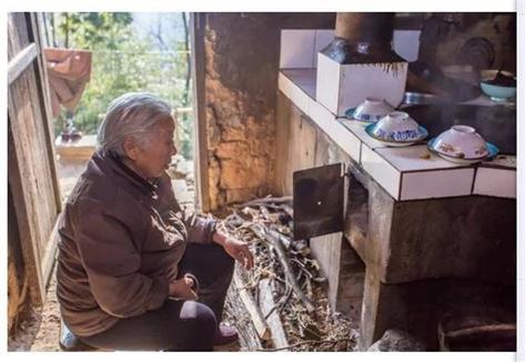 ���Ӻ�����������