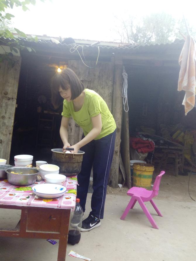 ��ͥ��ƶ������λ���׵�С����ǳ��Ĺ��ɶ��£��������Լ���˵��&ldquo;ÿ��ѧУ��ѧ�ѵ�ʱ�������ǲ�������迪�ڣ���Ϊ�����¿������Ƿ�������ӡ�&rdquo;