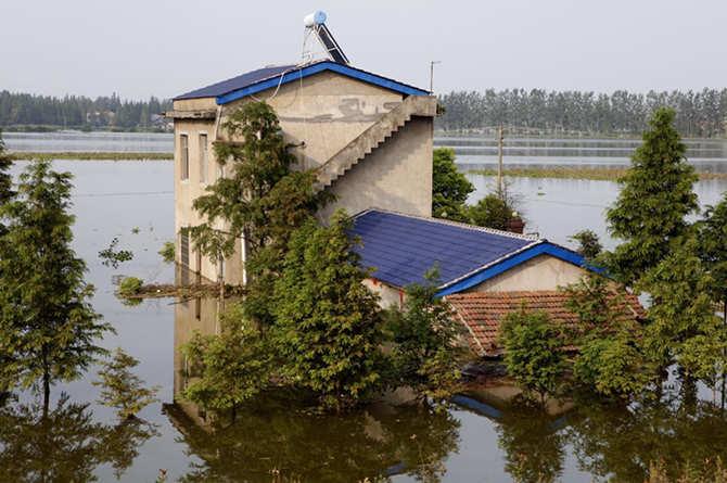 �˴κ��֣�����ʡ400�������֣���������11�ˣ�ʧ��2�ˣ�����ת�ư���Ⱥ��28.2���ˡ�7��9�գ�����С��ȥ���������������к�ɽ��Ȫ�����򣬸���ˮ����ʱ��4�ף�����Ⱥ��2.6���ˣ����ַ���һ��ȫ�����ͣ�ˮ�����������㡣��ˮ��û��������ΪӰ�촬ֻ��&ldquo;����&rdquo;��