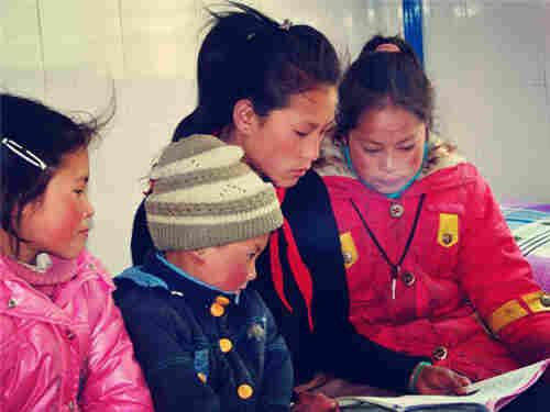 ��Ŀ���ʵʩ�� ��Ŀ�������Ĵ���ɽ�����ࡢ�ຣ�ȵع��Ҽ�ƶ���ؽ��У����ǽ��ֱ�ɼ�ѧ������Ը�����ռ���ͳһ���з��ࡢ���ܡ��ɹ������ͳһ��������.