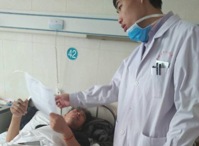 �����������Ա�ӵ�����������Ϣ�󣬵�һʱ����ϵ�˴�˧�������ҽ��������ҽ�������������ǣ�ҽԺ���������������Ҳ�˽⵽��ͥ�ǳ����ѣ�ϣ���ܾ��������ȥ���������ͥ��