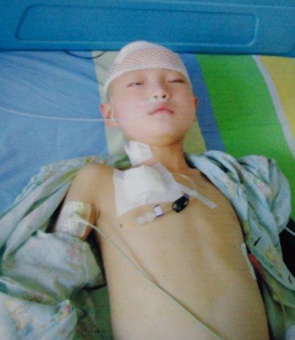 �ڴ�ڲ�������ʱ��ĸ�׾���ҳ��ߣ�ֱ������û���κ����š��ڴ��С��ʱ�����ǲ��Ÿ����ʣ�&ldquo;��Ϊʲôû�����裿&rdquo;�������������ڹ�ȥ�������Ĵ�ڴ��ˣ����ƺ�Ҳ������ʲô����Ҳ����������ʹ�������Ǹ������ģ�����˵��&ldquo;�ְ֣��������ˣ���������&rdquo;��