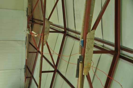  ѧУ��һ������ѩ�󣬾�һֱ��·�жϣ���Щ����Ҳ��������õ����������ҵĲ����ڰ巿���ϡ�