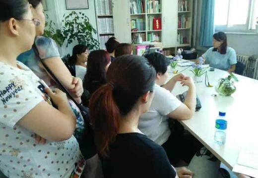 ��ʱ��Ĵ����ľ������Ǯ�Ļ��ѣ��ҳ����ڲ�ͬ�̶ȵس��������������������Լ�����Χ�Ļ��������˷���������. �ҳ��ǵ���̬��Ӱ�쵽���ӵ����念��Ч���� �ҳ������ĵ�ѹ��Ҳ��Ҫ�ͷţ��ڶ�������ͥ���ӵİ�������У�Ҳ��������̬�ȷ������ҳ����б�Ҫ�ĸ��������������߳���Ӱ��������