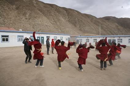 ��λ�ȡ����Ʊ�ݣ��Ϻ���Ȱ�������Ὣ��Ϊ����100Ԫ�����ϵ����ѿ��߾���Ʊ�ݣ��뷢�;�����ͼ������������Ŀ�����ͽ��׵��ţ�����Ʊ̧ͷ���ռ���ַ���ʱ���Ϣ�����䣺invoice@lianquan.org��������������ѯ��021-60146234