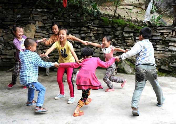 ������Ҫ��ʲô��һ��������һ��ƹ�����ġ�һ������&hellip;&hellip;�����Сѧ�ĺ�����ӵ��һ�������Լ��༶��������Ʒ���������������˶������ܿ���ʱ�⣬��һ��������Ц��ͯ�꣬ӵ�и�ǿ�����ǣ����ֽ����ɳ�����һ��Ѥ����ʵ�δ����