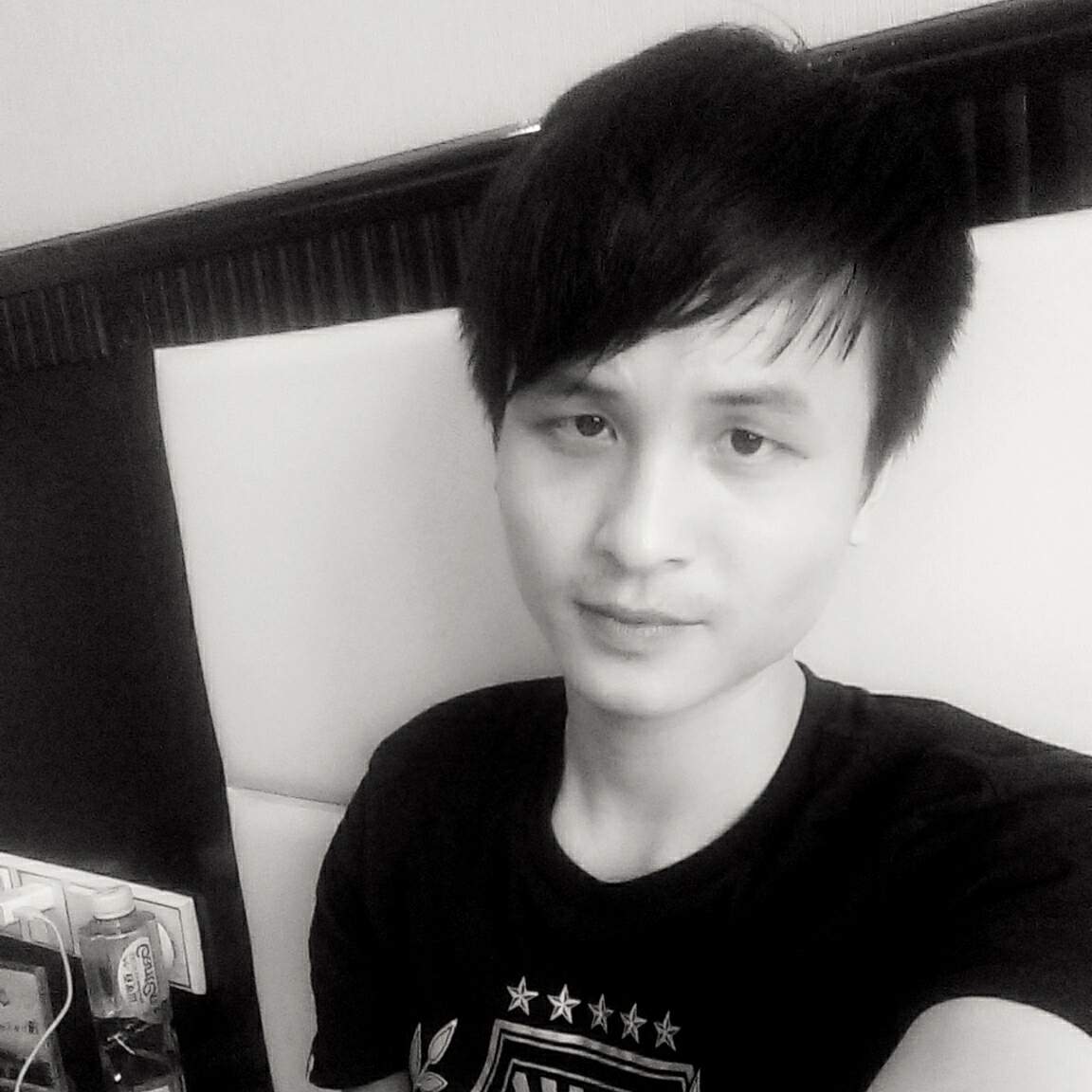 YY新闻速递的自频道