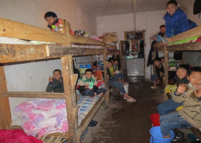 סУġ21 ͽоԺ2010 귢йũСѧ顷ʾѧУʵмƳɱҪ15.59%ˮúԴ֧7.56%ᡢʳüϰԱ˹ɱҲ5.56%ʩά޷2.17%