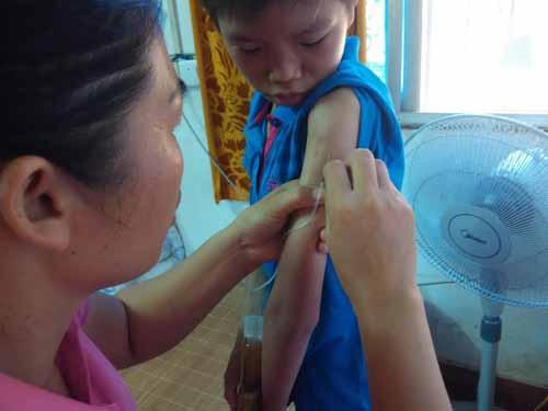 12ǳǿ,¸ҵ׽ôϣԼߵͬѧһػţѪóҩͯ걾ӦǣϾȴ˯Сû˯Ⱦÿϱһ΢10Сʱ΢ǳõģ²СŪ˷һٶԪ